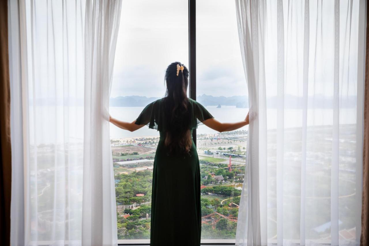 Muong Thanh Luxury Ha Long Centre Hotel Exteriör bild