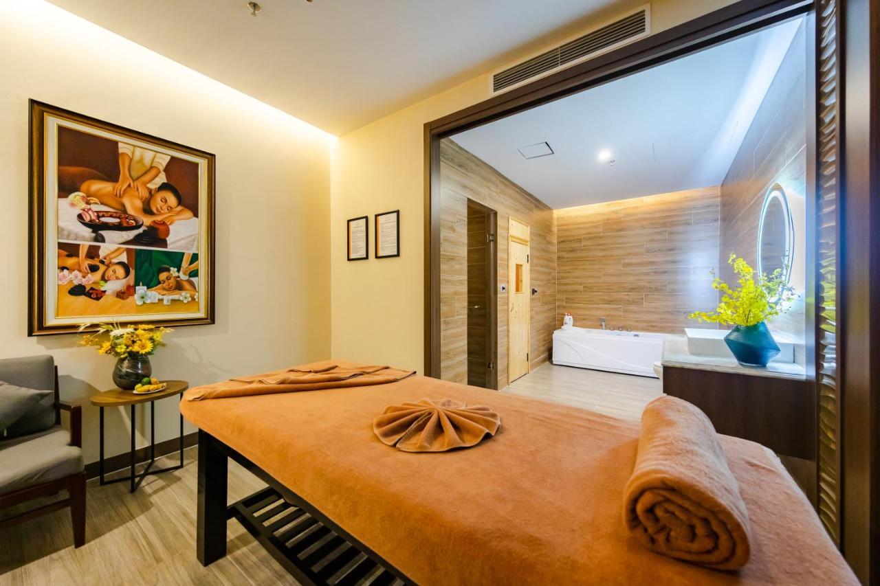 Muong Thanh Luxury Ha Long Centre Hotel Exteriör bild