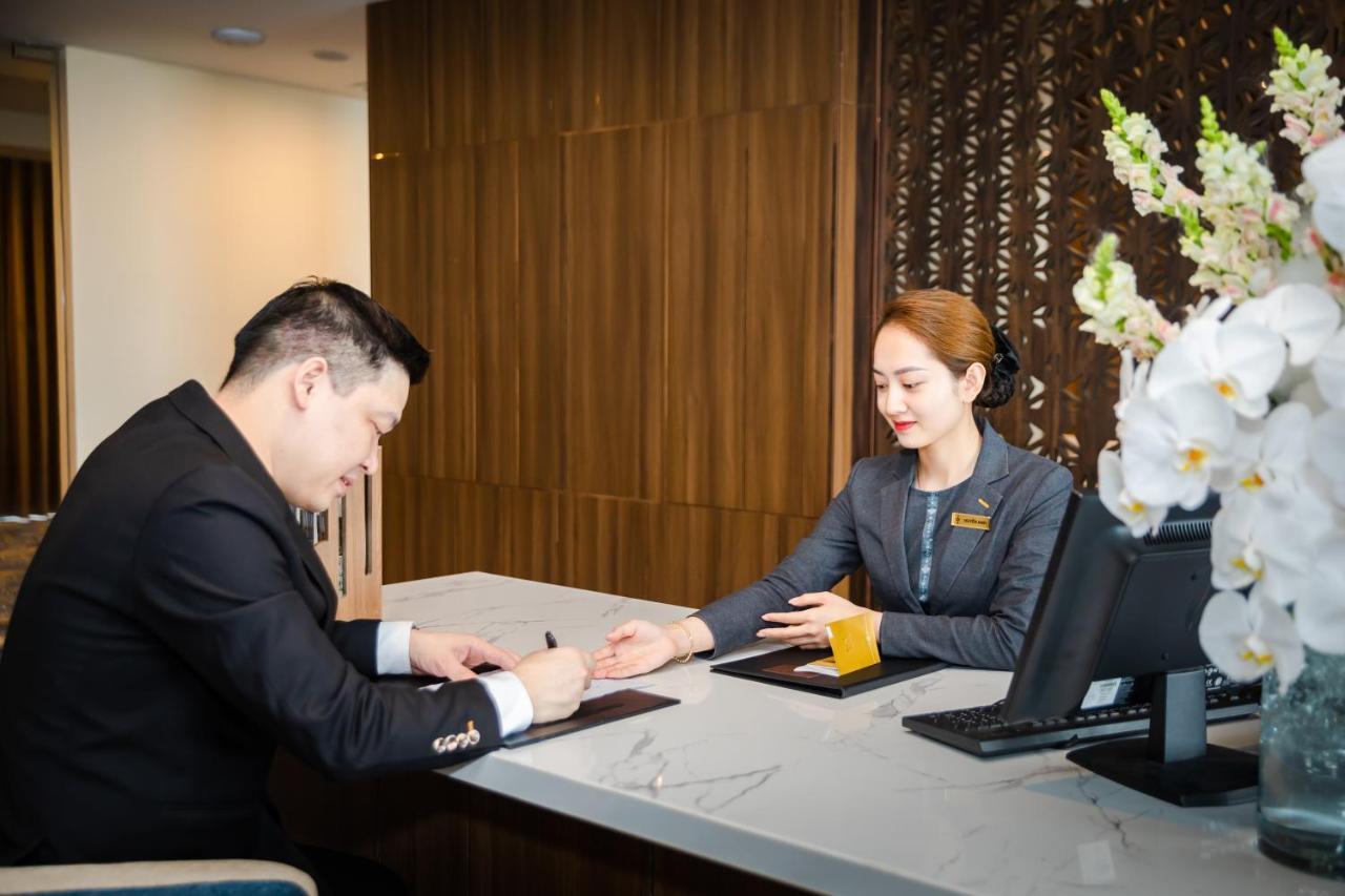 Muong Thanh Luxury Ha Long Centre Hotel Exteriör bild