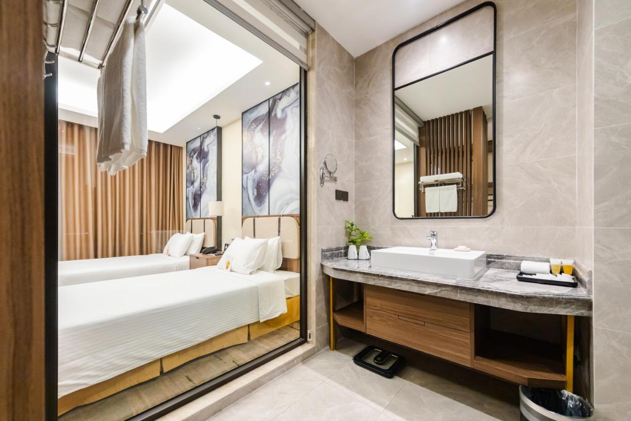 Muong Thanh Luxury Ha Long Centre Hotel Exteriör bild